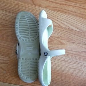 CROCS Shoes - Ladies sz 11 crocs CROCS Shoes - Ladies sz 11 crocs
